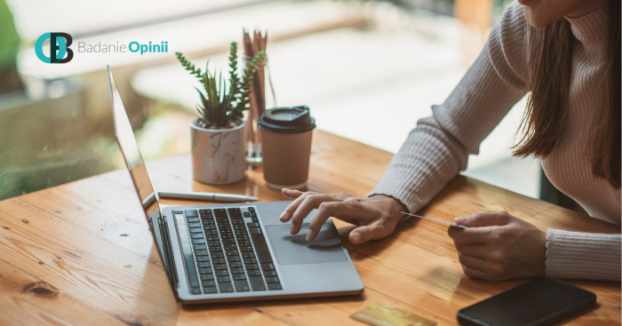 Kiedy najlepiej zapytać klienta o opinię po zakupie lub skorzystaniu z usługi?