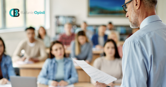 Ankiety online w edukacji: Jak zbierać opinie uczniów i nauczycieli?